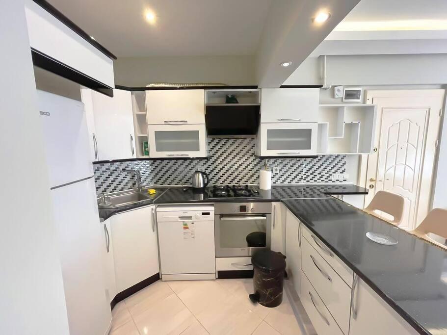 Apartamento House In The Center Of Kadikoy Estambul Exterior foto